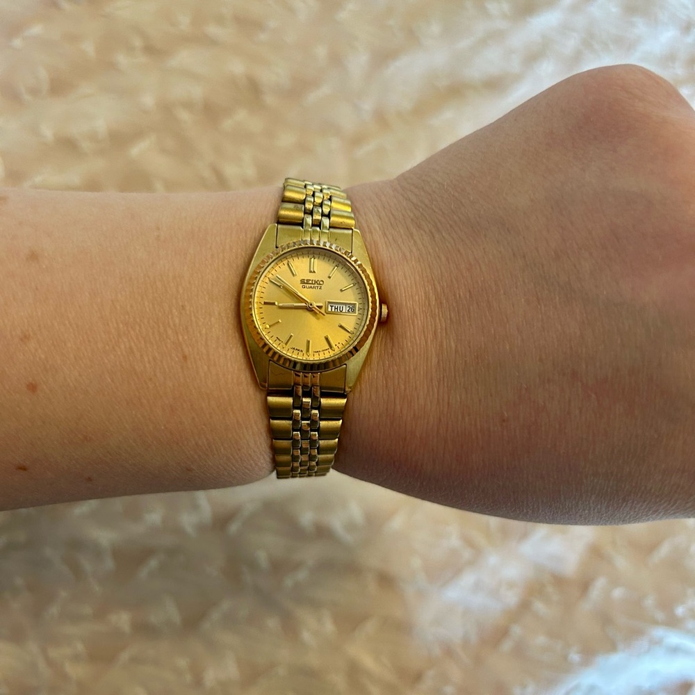Seiko Gold Women's Vintage Style Watch